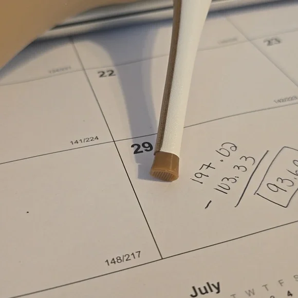 Steve Madden Elegant White Stiletto Heels with Bow - Picture 6 of 6